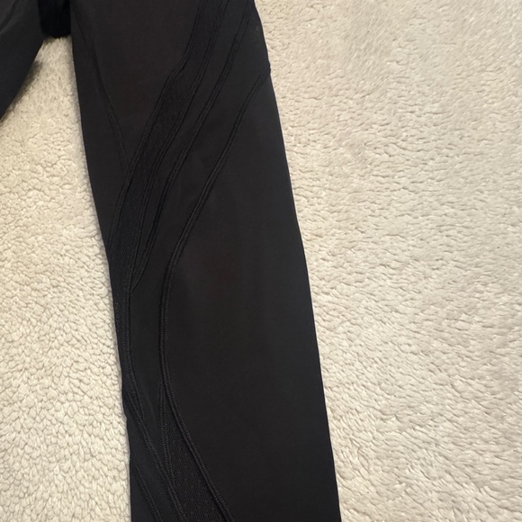 Lululemon x Barry's Ride with Lulu Never Still Cropped Leggings - Picture 5 of 6